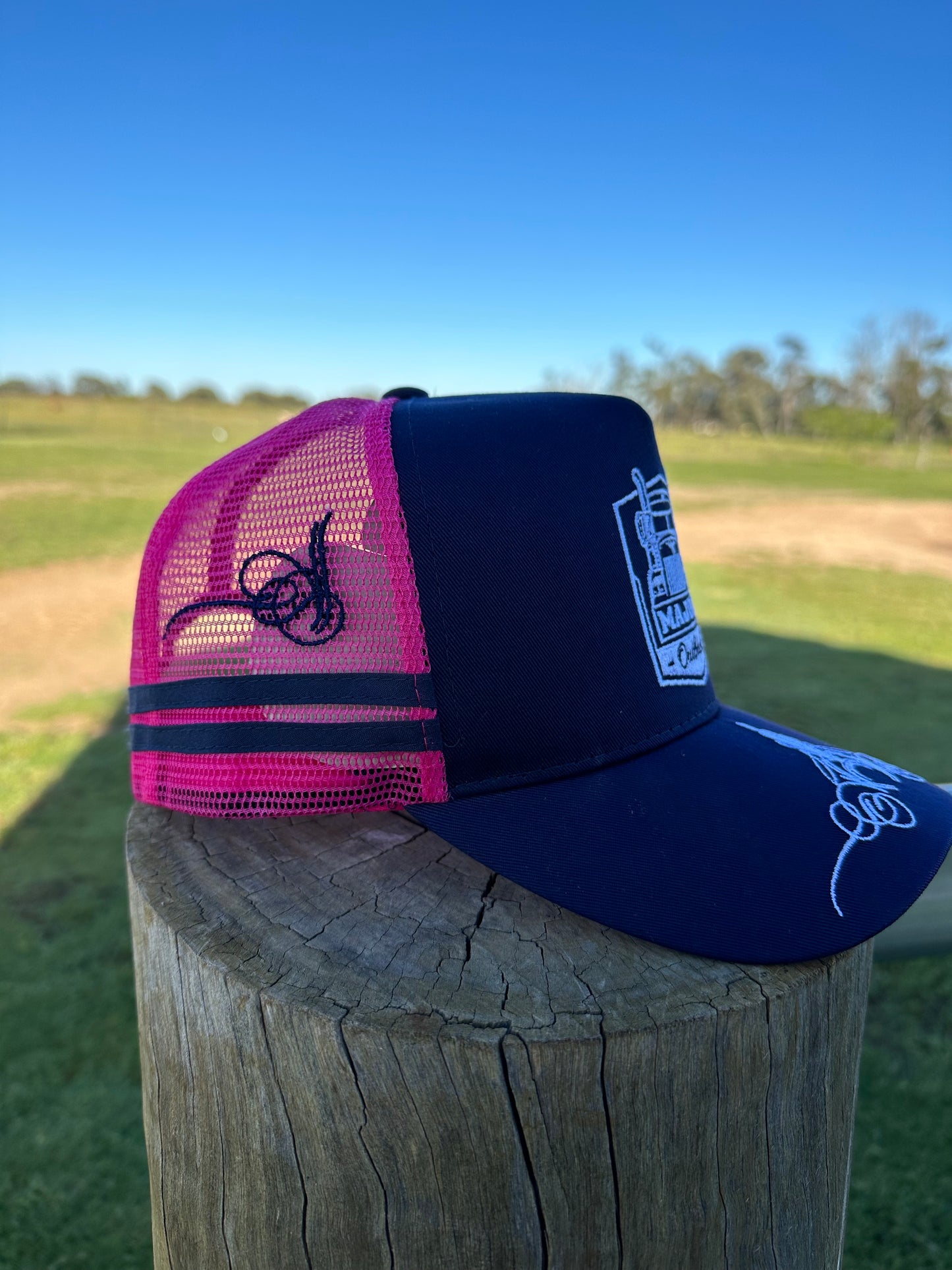 Trucker Creed - Hot Pink