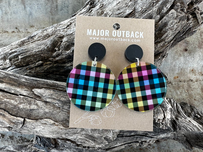 Checkered Colour Pendants