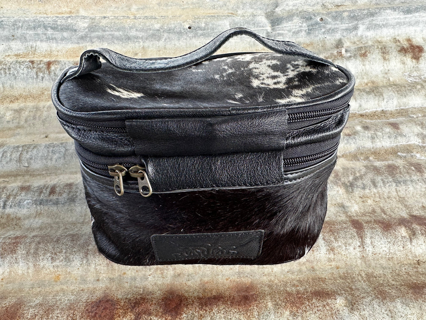 WB02 Western Beauty Bag