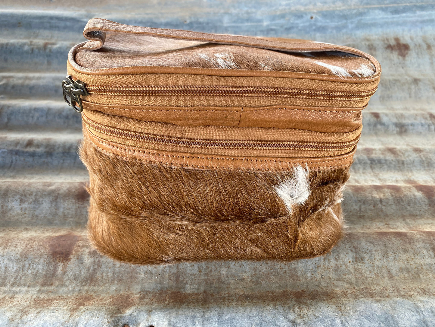 WB11 Western Beauty Bag