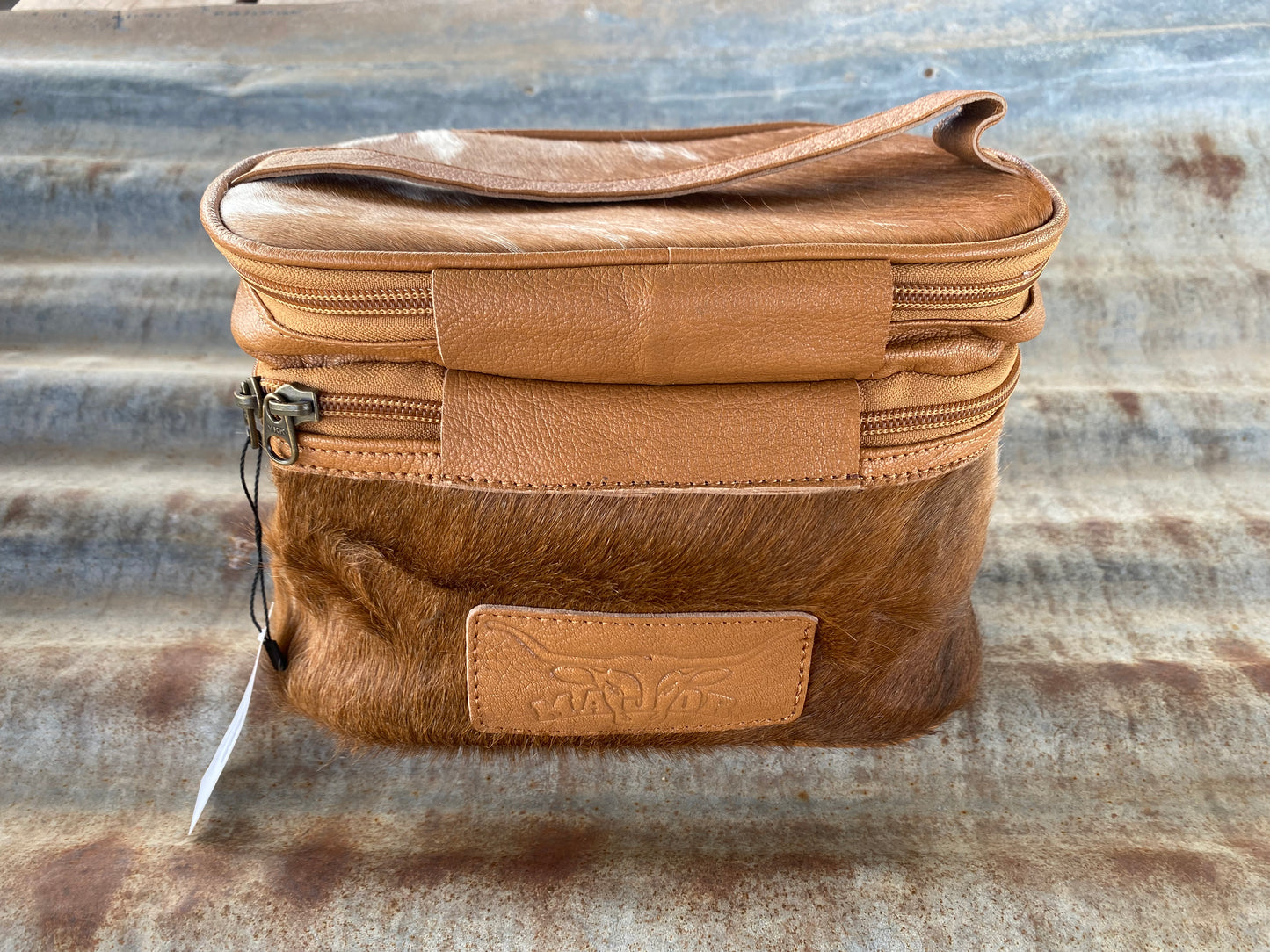 WB11 Western Beauty Bag